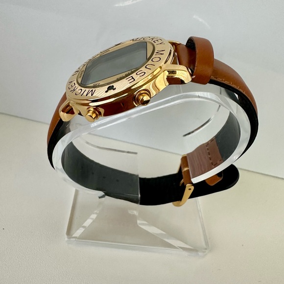 NEW Disney Lorus Mickey Mouse Live Action Musical Melody gold Watch Retired - Picture 4 of 10